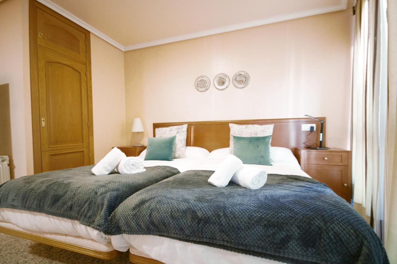 H. O Lar Hotel О Барко де Валдеорас Екстериор снимка