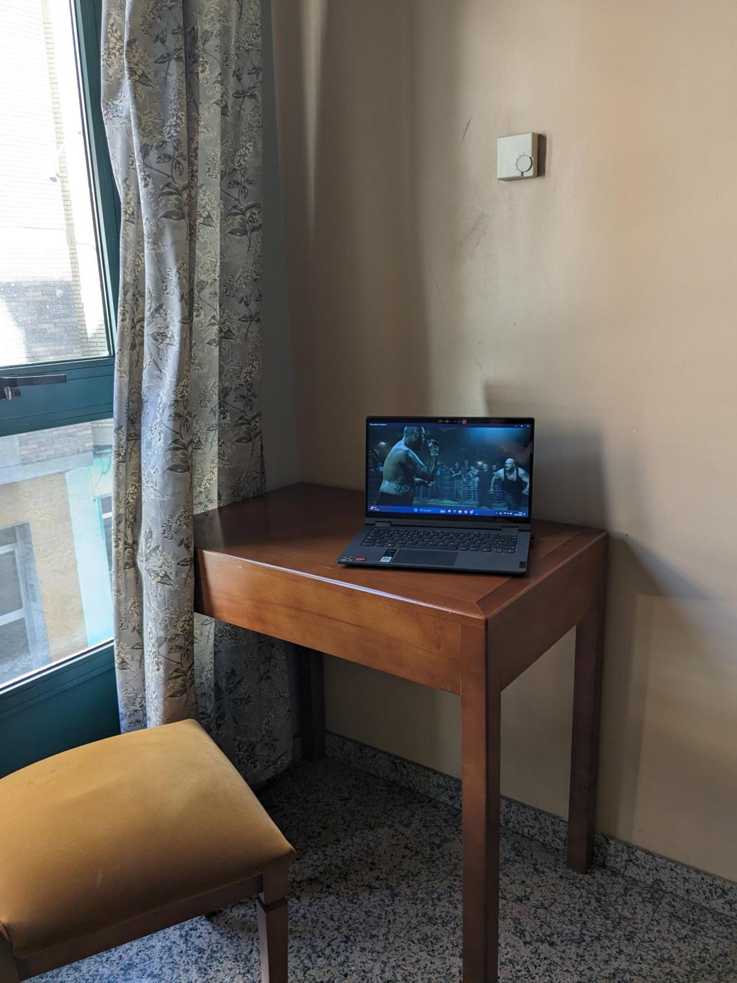 H. O Lar Hotel О Барко де Валдеорас Екстериор снимка